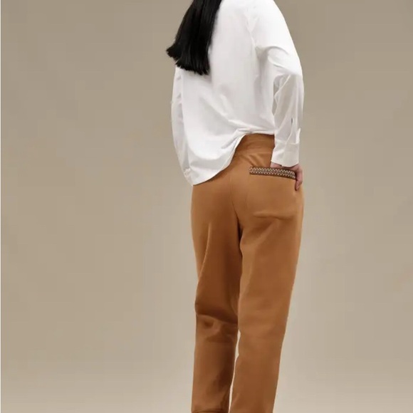 UGG Tan Sweatpants - Picture 5 of 5